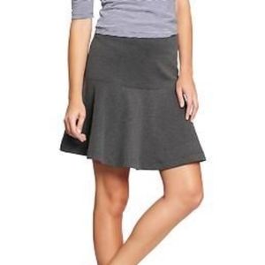 Old Navy skirt Women Flared mini skirt grey large